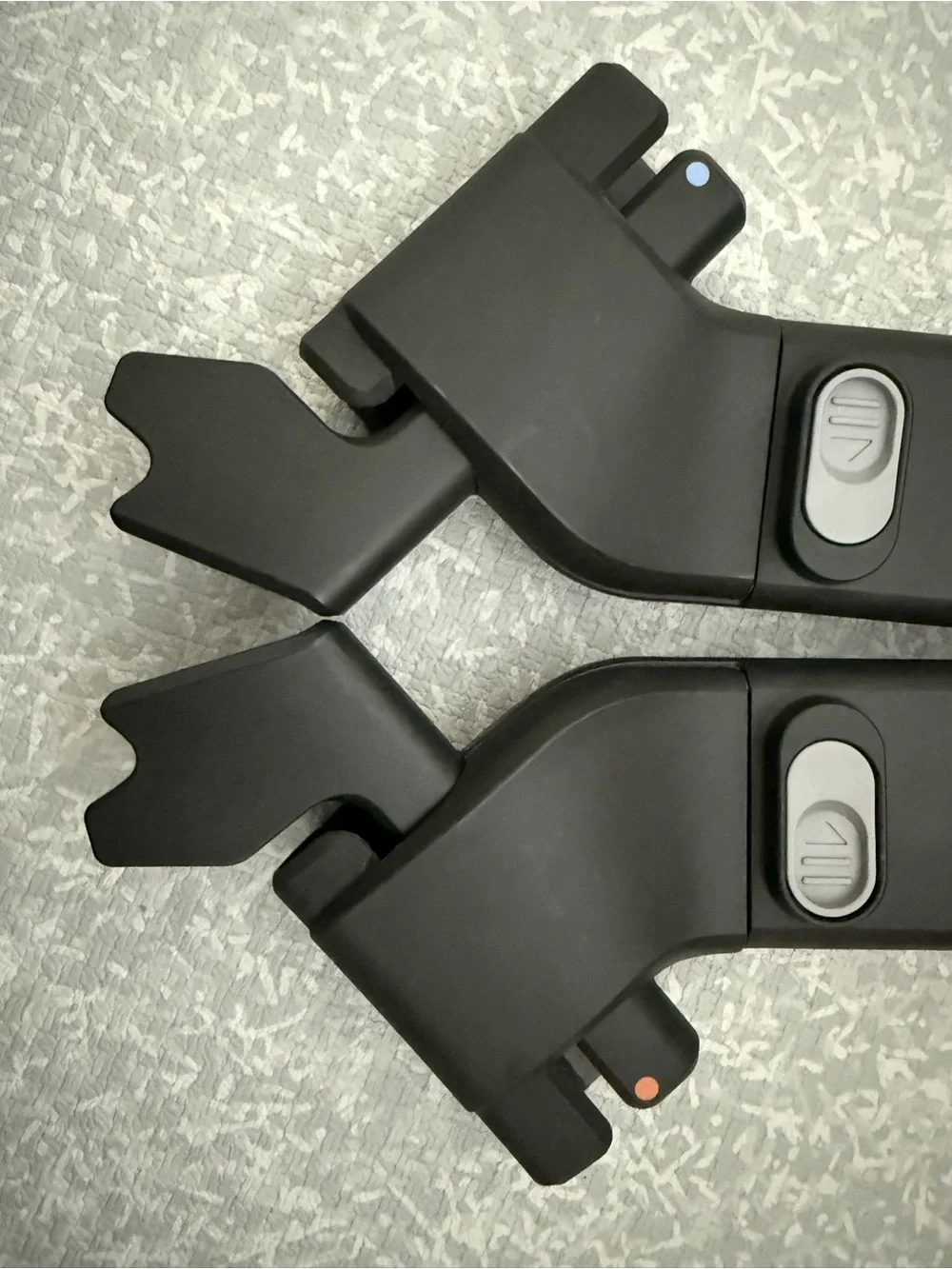 UPPAbaby Lower Adapter for Vista - Fits RumbleSeat V3, Bassinet, Aria, Mesa